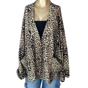 Entro Cardigan Sweater Women Medium Oversized Swing Pockets Button Animal Print